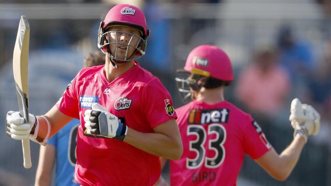 Josh Hazelwood of the Sixers celebrates the win during the Big Bash League (BBL) cricket match between Adelaide Strikers and Sydney Sixers at Adelaide Oval in Adelaide, Wednesday, January 8, 2020. (AAP Image/Kelly Barnes) NO ARCHIVING, EDITORIAL USE ONLY, IMAGES TO BE USED FOR NEWS REPORTING PURPOSES ONLY, NO COMMERCIAL USE WHATSOEVER, NO USE IN BOOKS WITHOUT PRIOR WRITTEN CONSENT FROM AAP