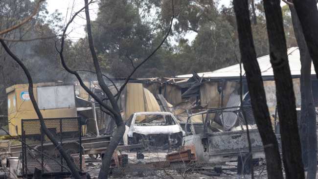 Pomonal residents prepare to return to what is left of their homes ...