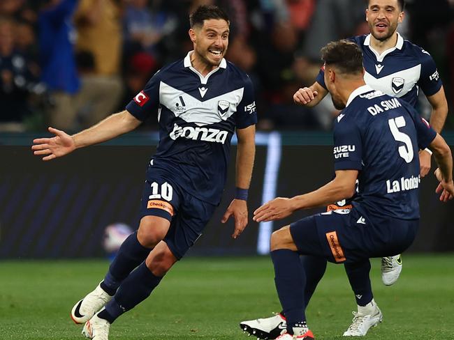 MELBOURNE, AUSTRALIA - NOVEMBER 04: Bruno Fornaroli of the Victory (L) celebrates a goal during the A-League Men round three match between Melbourne Victory and Adelaide United at AAMI Park on November 04, 2023 in Melbourne, Australia. (Photo by Graham Denholm/Getty Images)