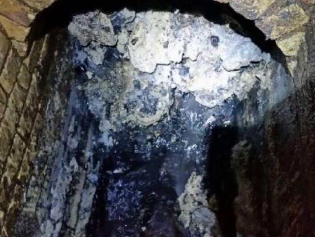 A monster fatberg found blocking a sewer in East London. Picture: Twitter/Thames Water