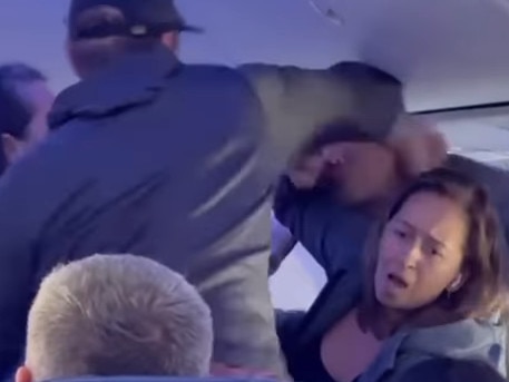 Fist fight on plane. Picture: @kauai.airbnb via Storyful