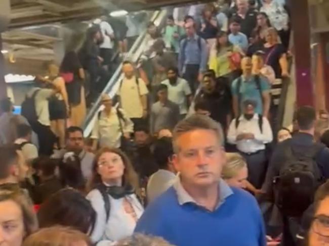 Chaos at Flinders st station due to equipment faults. Picture: Supplied