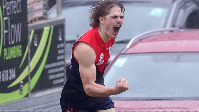 EFL 2022: Montrose v East Ringwood at Montrose Rec. Reserve Montrose, Melbourne. April 2nd 2022.  Daniel Chamberlin of Montrose celebrates his goal.Picture : George Sal