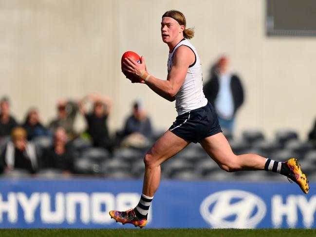 Will teams fail to succeed in order to draft Harley Reid? Picture: AFL Photos via Getty Images