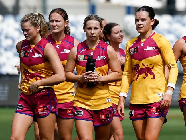 GEELONG, AUSTRALIA - OCTOBER 20: Lions players look dejected after a loss during the 2024 AFLW Round 08 match between the Geelong Cats and the Brisbane Lions at GMHBA Stadium on October 20, 2024 in Geelong, Australia. (Photo by Michael Willson/AFL Photos via Getty Images)