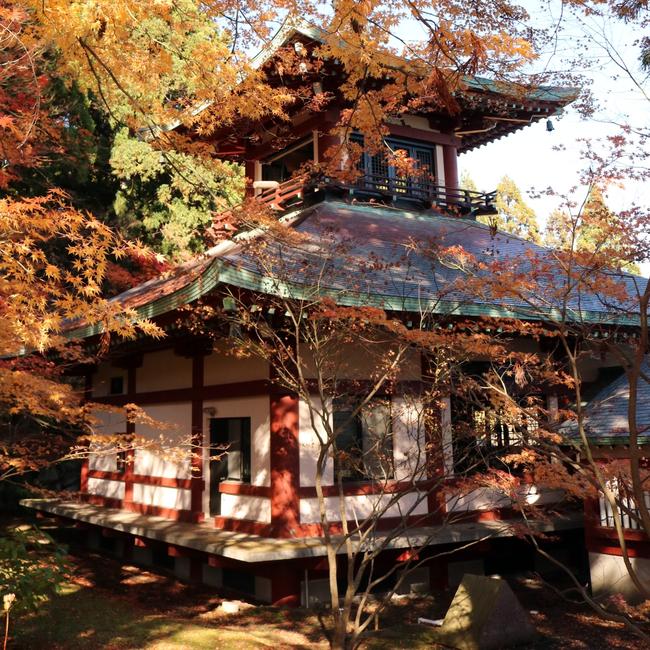 The beautiful surrounds at this Zen retreat.