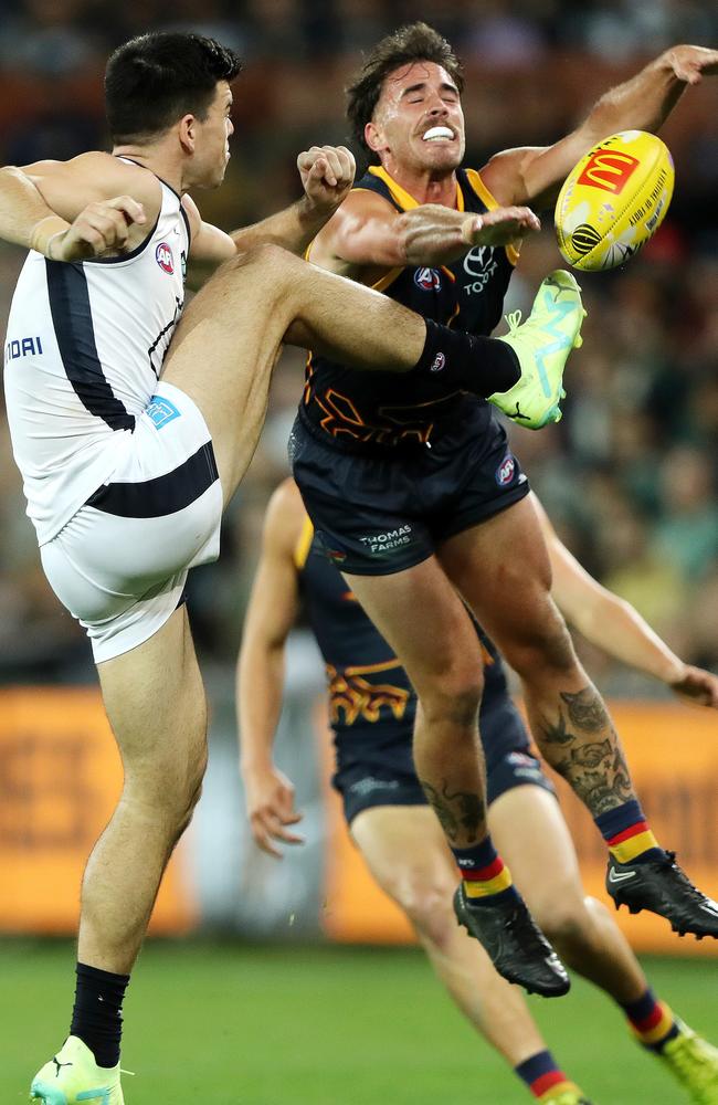 Lachlan Murphy makes life difficult for Carlton’s Matt Kennedy during Gather Round. Picture: Sarah Reed/AFL Photos