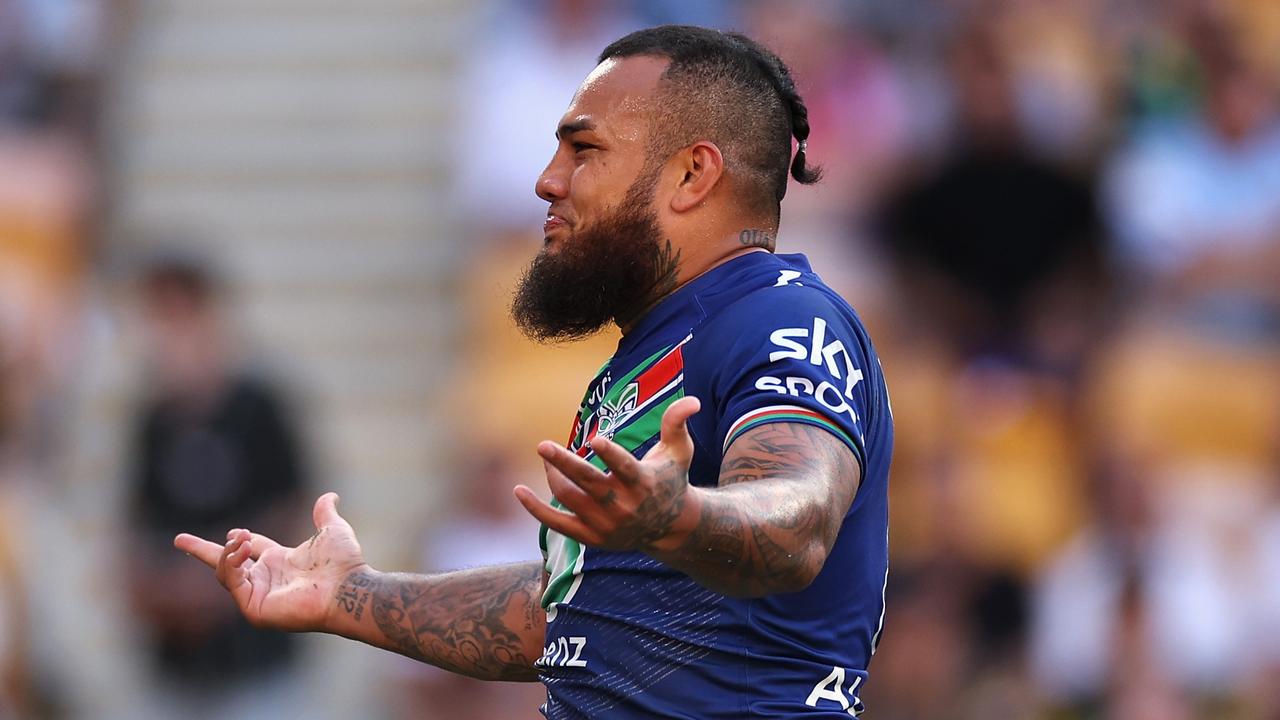 BRISBANE, AUSTRALIA - MAY 06: Addin Fonua-Blake of the Warriors celebrates scoring a try during the round 10 NRL match between the New Zealand Warriors and Penrith Panthers at Suncorp Stadium on May 06, 2023 in Brisbane, Australia. (Photo by Cameron Spencer/Getty Images)