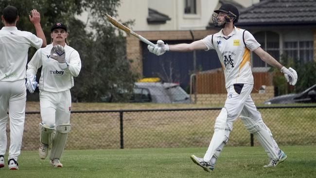 Mentone batter Comrey Edgeworth. Picture: Valeriu Campan