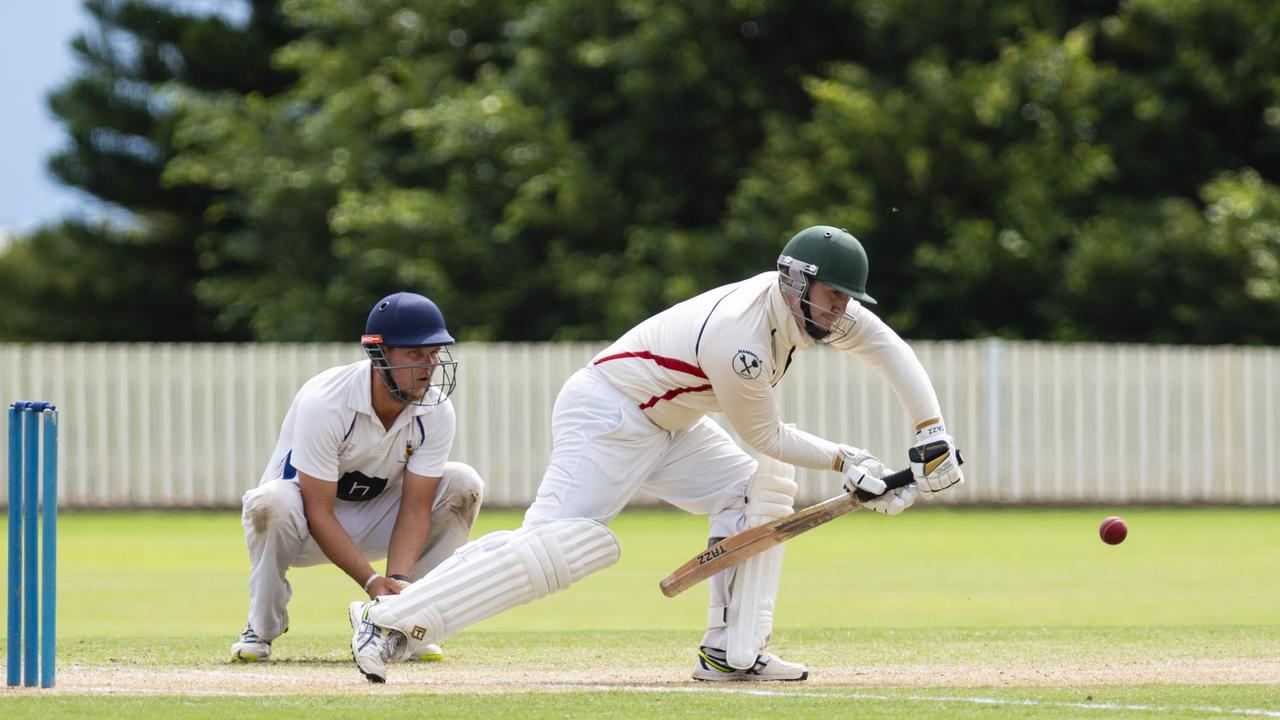 Andrew Young bats for Metropolitan-Easts. Picture: Kevin Farmer