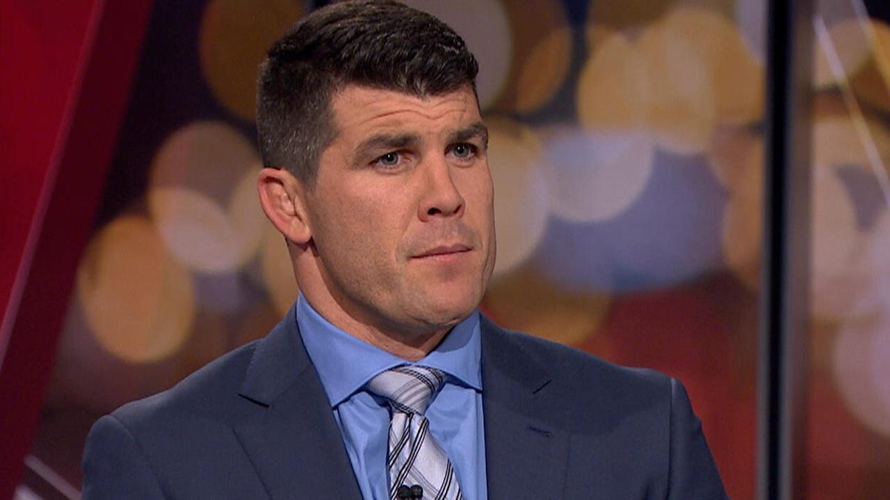 Michael Ennis says a halves pairing of Mitchell Pearce and Nathan Cleary for Origin II won't work.