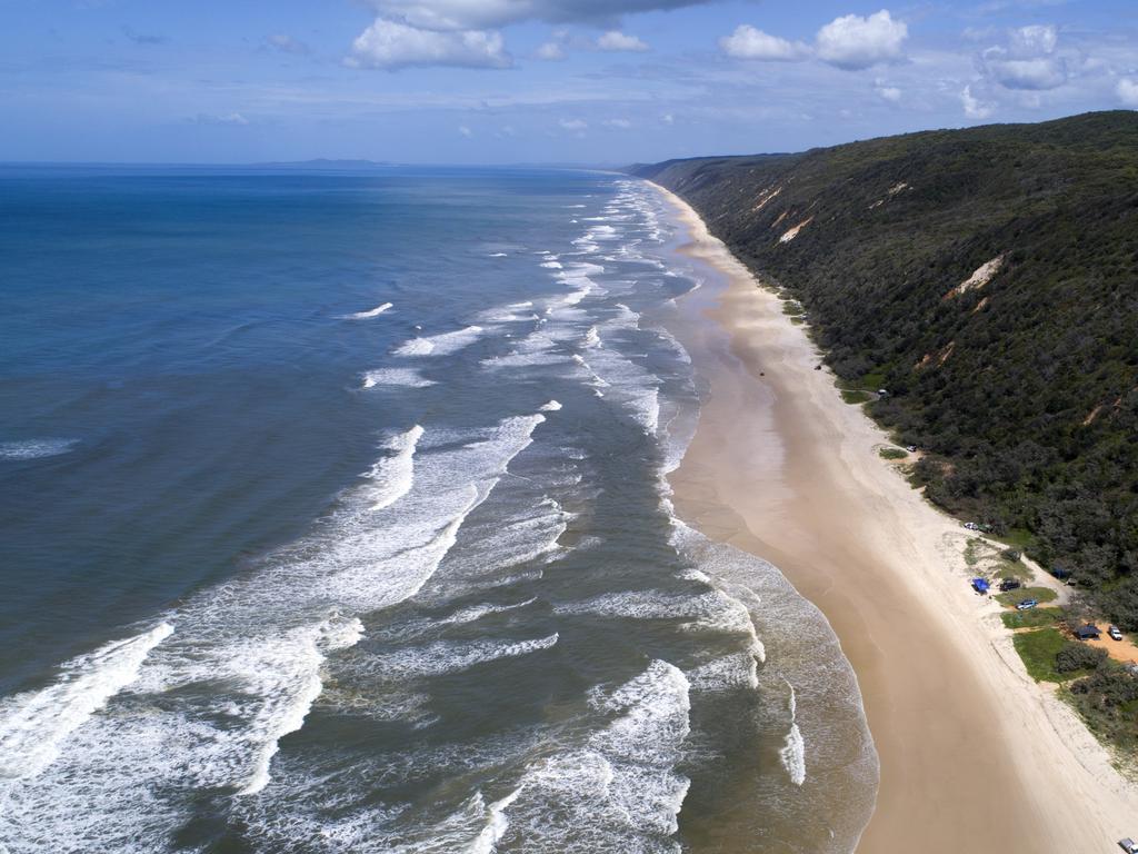 Teewah Beach, Great Sandy National Park, Queensland.