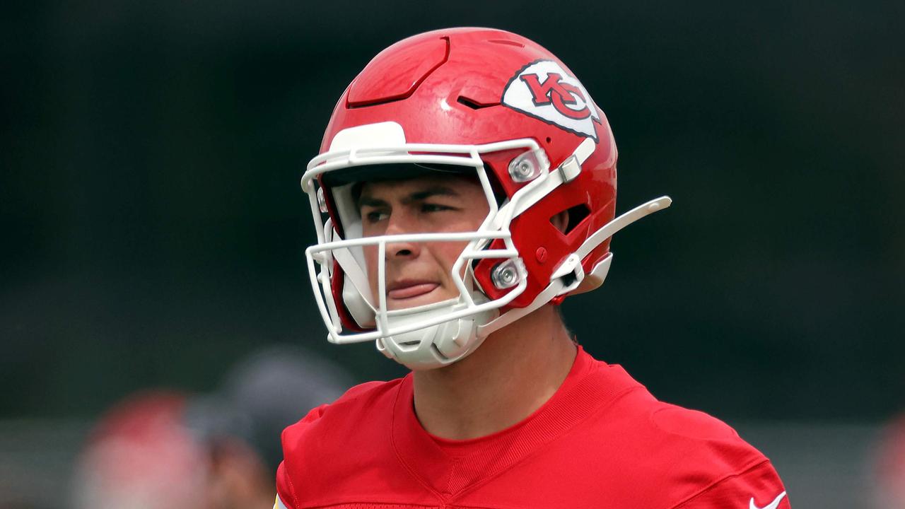 KANSAS CITY, MISSOURI – MAY 22: Running back Louis Rees-Zammit #9 of the Kansas City Chiefs participates in OTA Offseason workouts at The University of Kansas Health System Training Complex on May 22, 2024 in Kansas City, Missouri. Jamie Squire/Getty Images/AFP (Photo by JAMIE SQUIRE / GETTY IMAGES NORTH AMERICA / Getty Images via AFP)