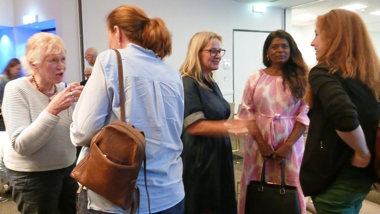 Jenny Wills WILD Convenor, Jeanne Nel de Koker, Julie Spec, Veema Mooniapah, Dr Sarah Mansfield MLC. Women in Local Democracy (WILD) and the Geelong council hosted an evening of enlightenment on ‘ethics, integrity and transparency’ at the Geelong Council Chamber March 2.