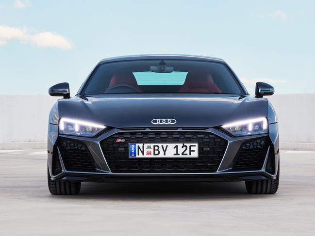 EMBARGO FOR TWAM 2 OCT 2021 , Audi R8 pic Audi Audi R8 V10 RWS 2020