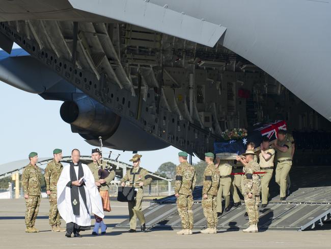 Ramp Ceremony At Richmond Raaf Base To Honour Lance Corporal Todd Chidgey Daily Telegraph