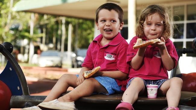 <s1>Rhanier and Navaro Lawrence, aged 3 and 5, lost their two-year-old sister Skylar to meningococcal B in 2017. Picture: Keri Megelus </s1>