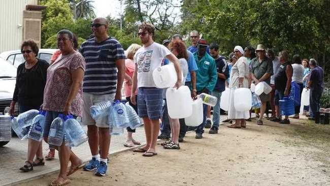 The City of Cape Town is currently in the midst of a severe water crisis. 'Day Zero' when the water runs out in the city is estimated to be 22 April 2018. Day Zero comes when the dam levels reach 13.5 percent and most taps will be turned off. Currently dam levels are at 28.7 percent. Picture: EPA