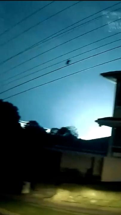 Night sky turns bright blue after Coburg power line failure