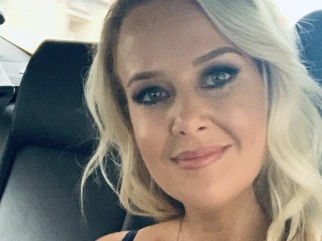 Kinda Sorta Dating host Jana Hocking. Picture: Instagram/Jana Hocking.