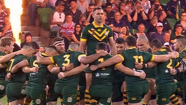 Cameron Smith performs acknoledgement to country