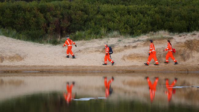 SES searching for a boy missing near the Anglesea river mouth. Picture: Alison Wynd