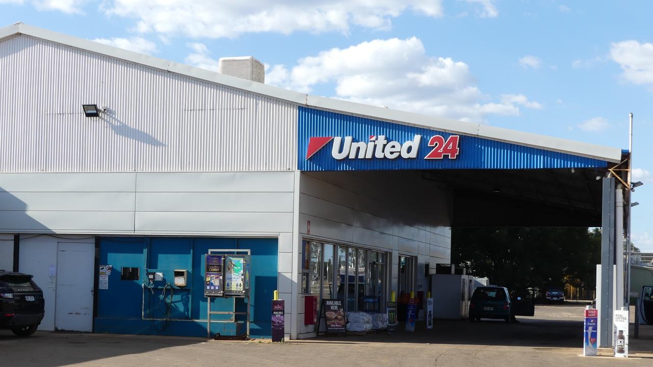 A man has been dragged 50m after trying to stop fuel thieves at the United petrol station in Kingaroy. Photo: Holly Cormack