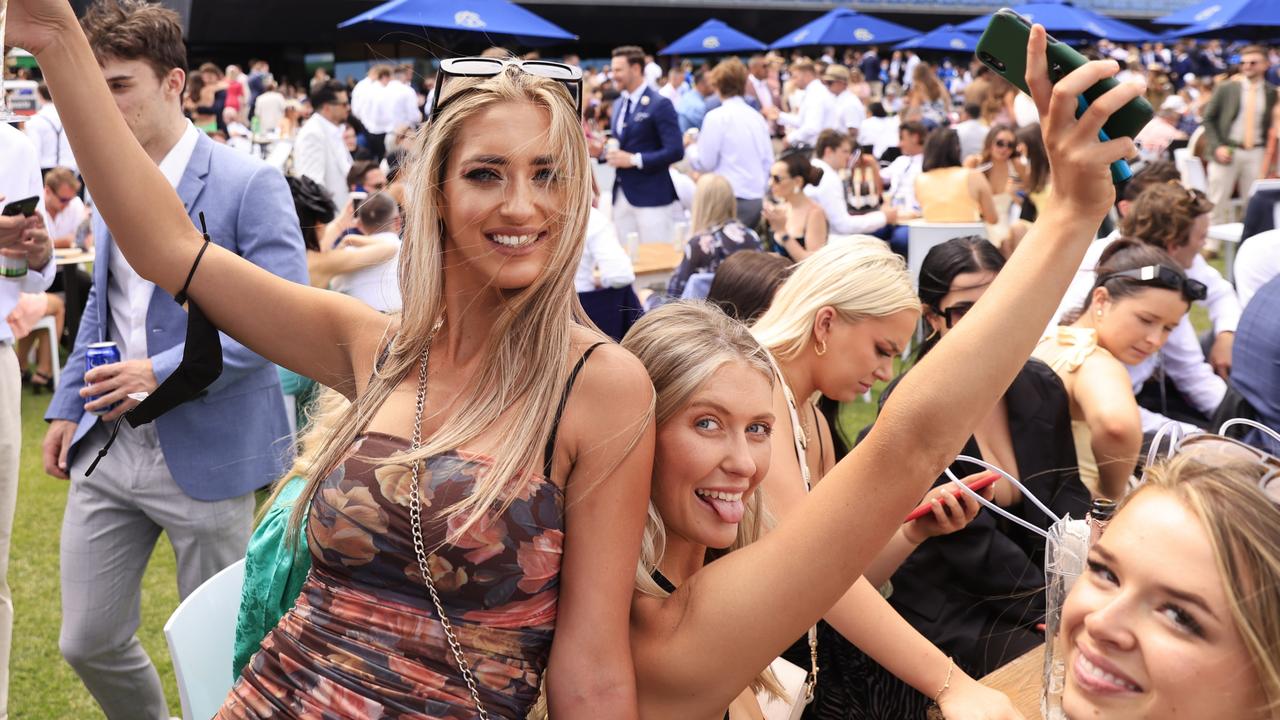 Melbourne Cup 2021 Wild postrace photos show punters let loose at