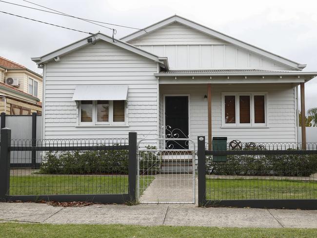 MELBOURNE, AUSTRALIA - NewsWire Photos APRIL 09, 2021:  Generic housing stock in suburbs of Melbourne, Victoria. Picture: NCA NewsWire / Daniel Pockett