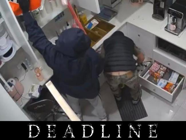 web Andrew Rule Deadline Story size