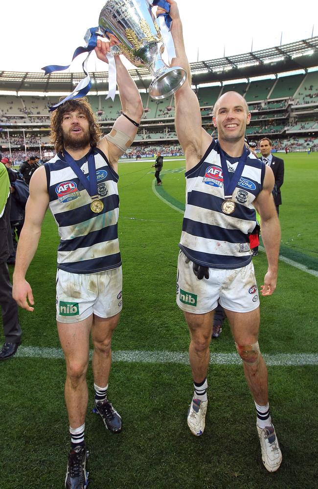 Max Rooke and Tom Harley with the 2009 Premiership Cup.