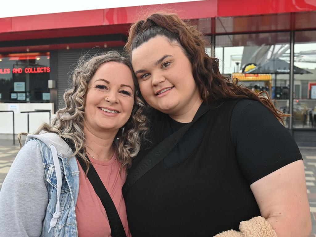 Fans outside the Snoop Dogg Concert at the Adelaide Entertainment centre. Picture: Keryn Stevens