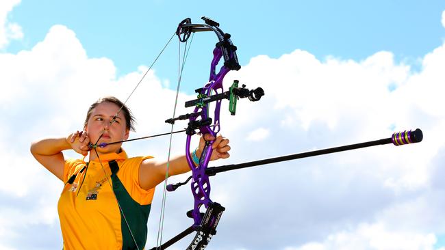 Penrith City Archers 17 year old Madeline Boyle has earned her spot on the Australian team to compete in the Indoor world cup at Yankton South Dakota. Picture: Angelo Velardo