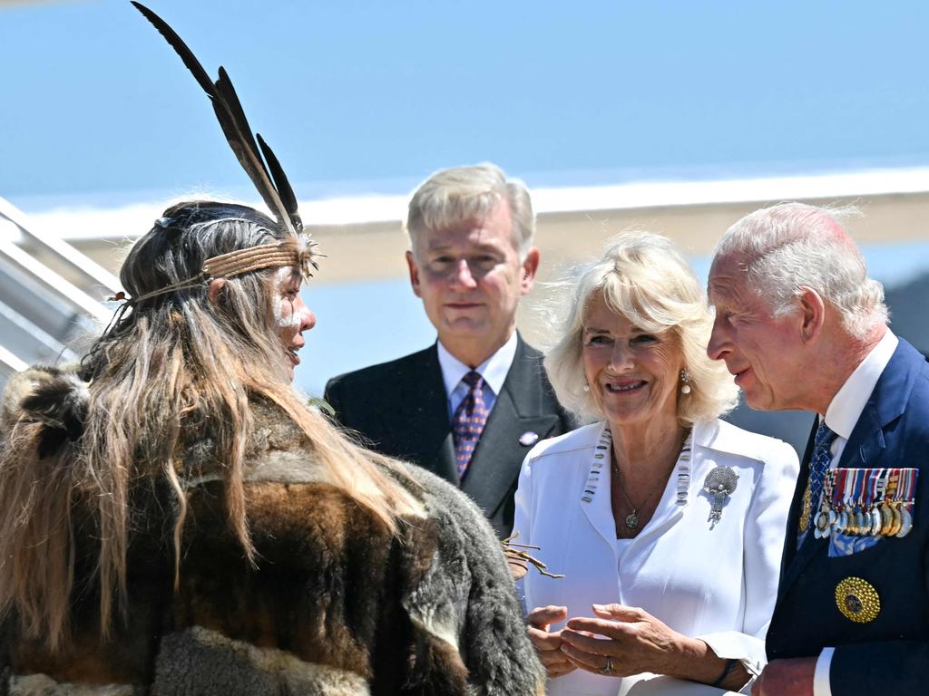 The King and Queen were greeted on arrival in Canberra on Monday 21 October by Ngunnawal Elder Aunty Serena Williams. Picture: Saeed Khan/POOL/AFP