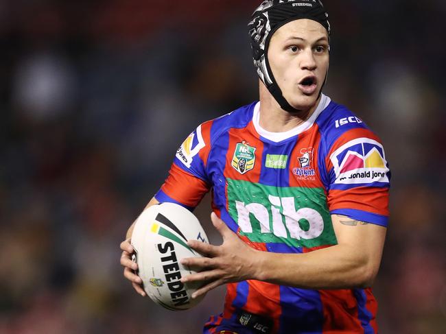 Kalyn Ponga of the Knights runs the ball during the Round 21 NRL match between the Newcastle Knights and the Wests Tigers at McDonald Jones Stadium in Newcastle, Friday, August 3, 2018. (AAP Image/Brendon Thorne) NO ARCHIVING, EDITORIAL USE ONLY