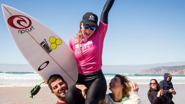 Nikki Van Dijk (AUS) wins the Final at Cascais Women's Pro 17 in Cascais, Portugal.