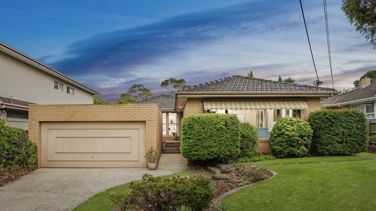 9 Pippin Ave, Glen Waverley sold for $1.835m in March 2025, where buyers would need to earn more than $312,000 a year to afford a house.