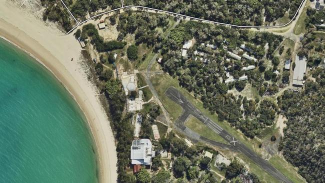 Aerial shot of the Keppel Beach Club in relation to the Great Keppel Island Resort.