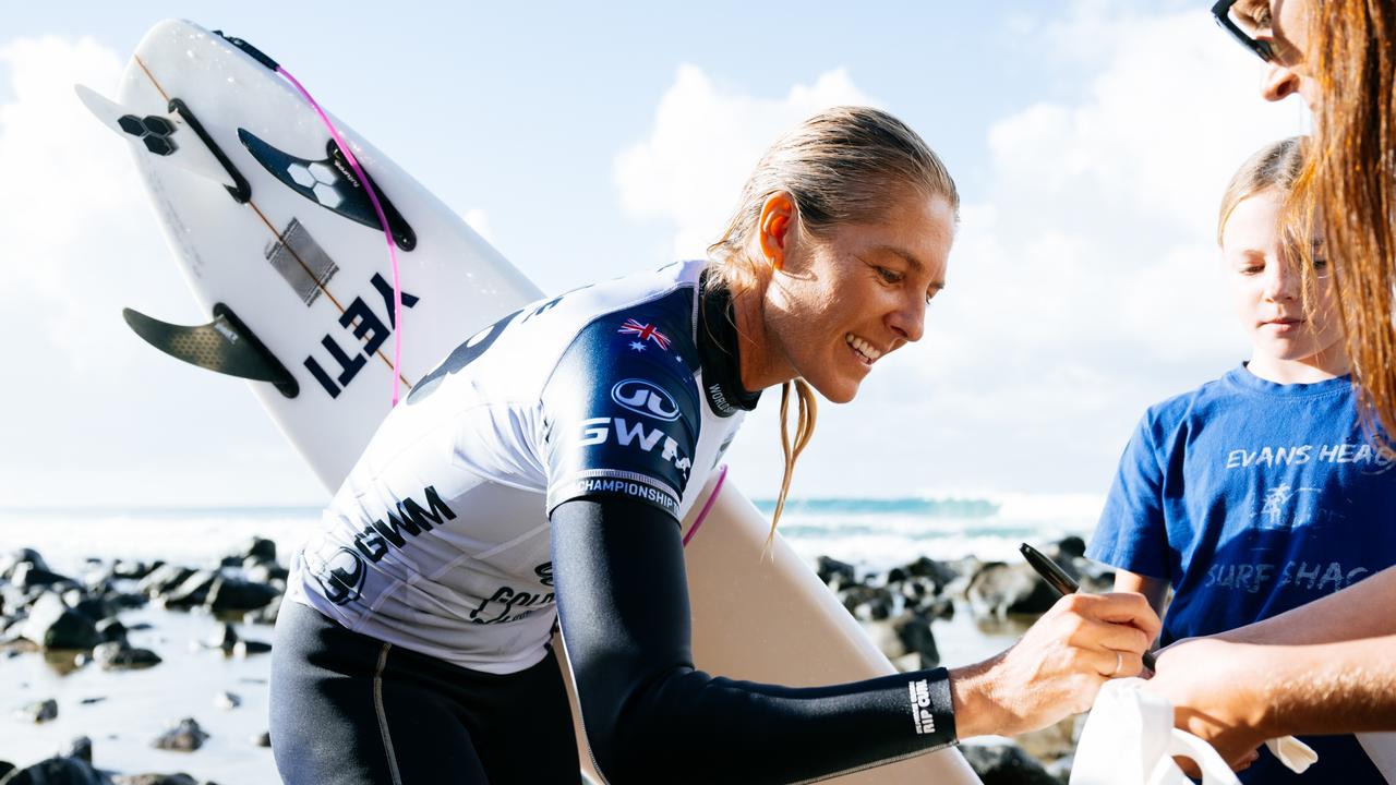 Steph Gilmore rocks up to the Gold Coast Pro and beats the world champ