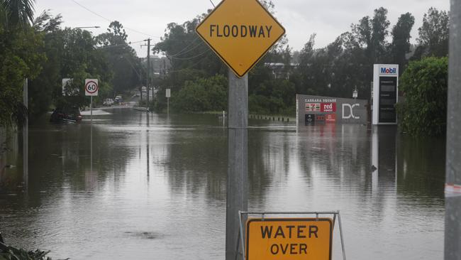 Flooding on the Gold coast in the aftermath of Cyclone Alfred. Chisolm Rd cut.. Picture Glenn Hampson