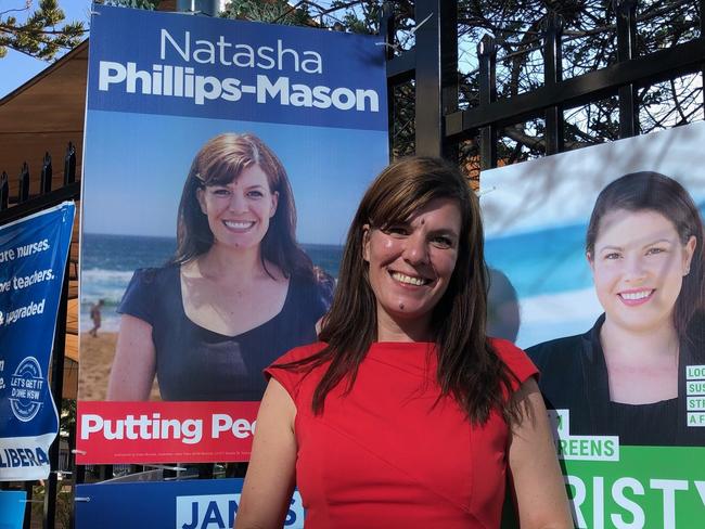 Natasha Phillips-Mason, Labor candidate canvassing outside Manly Village Public School on election day. Picture: Julie Cross