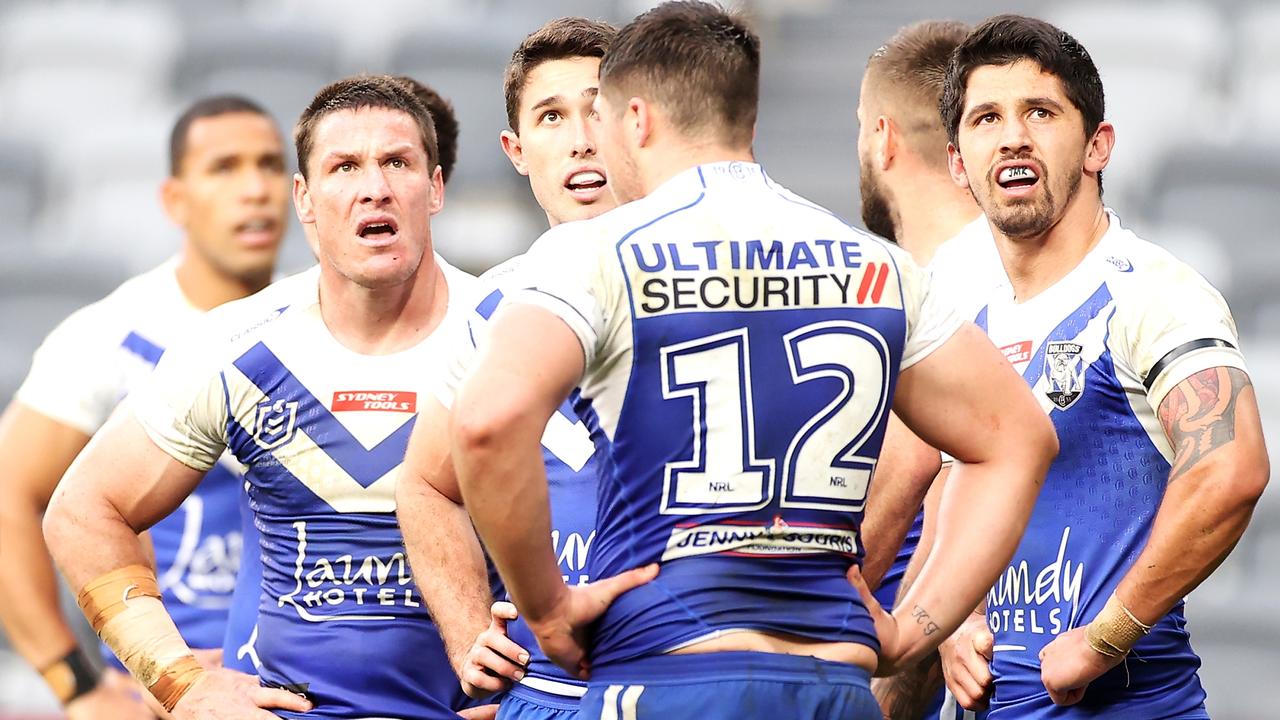 Jeremy Marshall-King (right) has re-signed with the Bulldogs (Photo by Mark Kolbe/Getty Images)