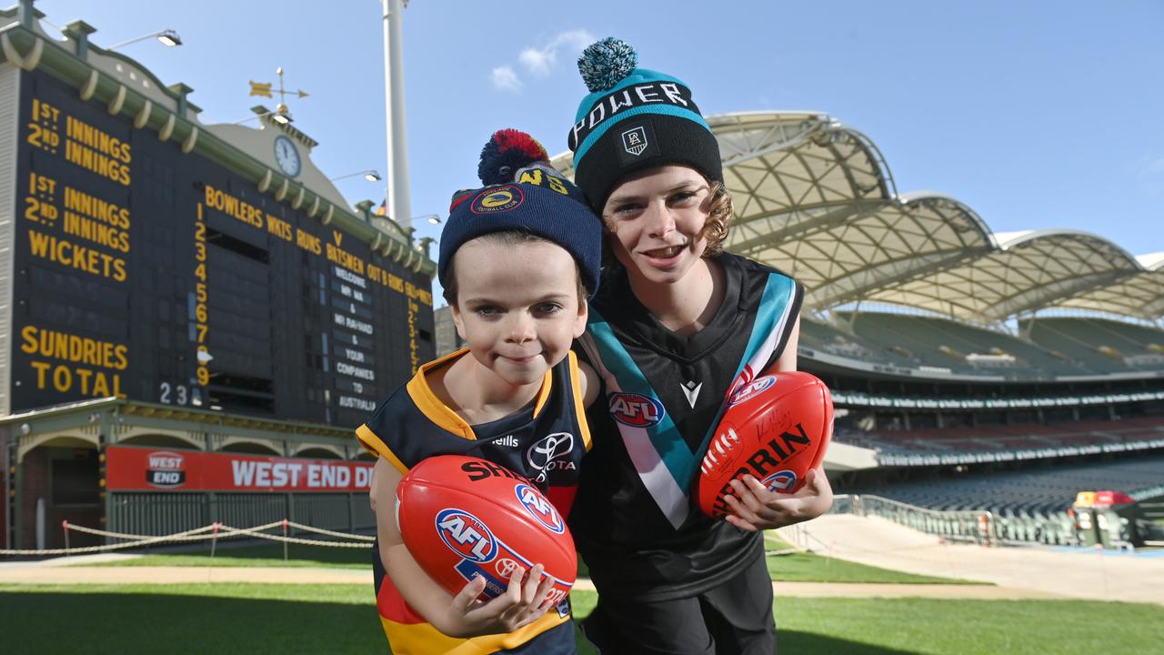 Brothers Riley and Lachie Draper-Shaw. Picture: Keryn Stevens