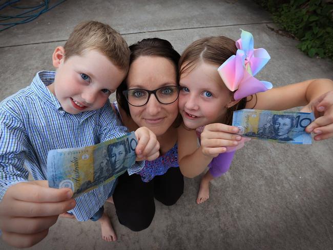 Jenna Foster with children Sophie Bunce 7, and Lachlan Bunce 6. Pic Jamie Hanson