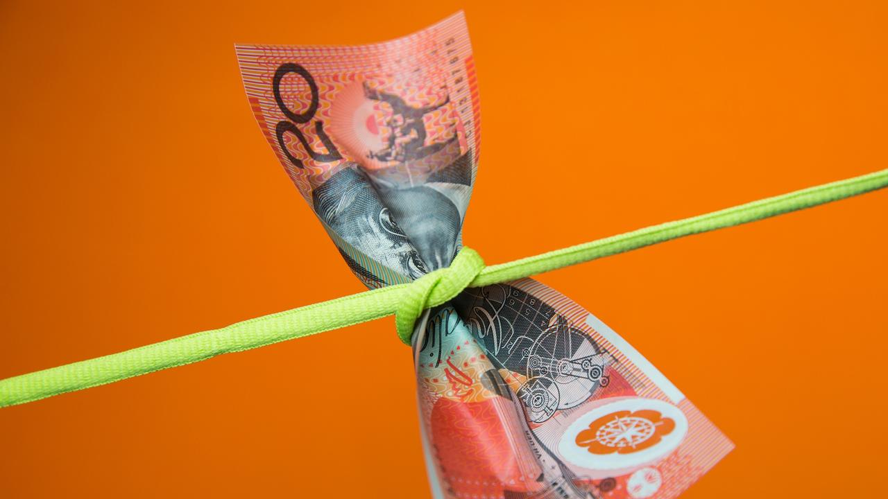 Weak economy adds pressure on RBA to cut rates again