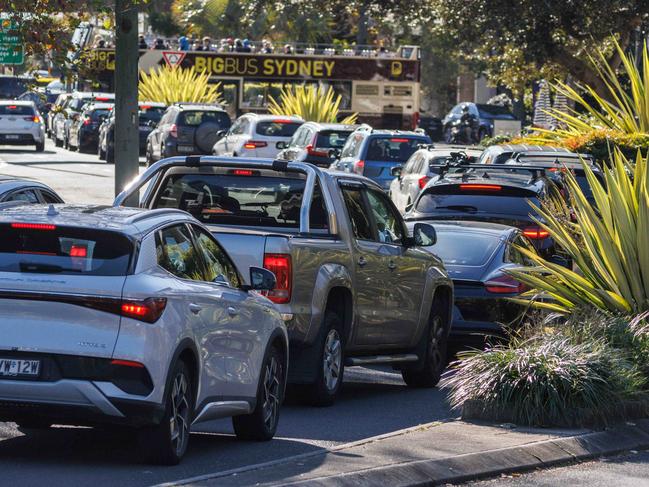 SYDNEY, AUSTRALIA - NewsWire Photos JUNE 25, 2023: Traffic is building around Sydney this morning with the Sydney Harbour Bridge being closed until 10:30 for a FIFA WomenÃs World Cup event. Picture: NCA NewsWire / David Swift