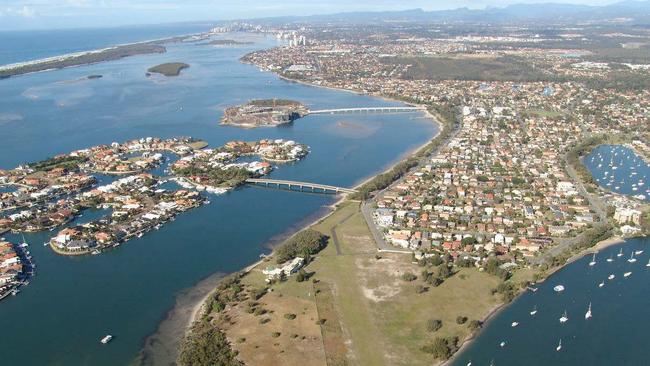 The shark proof swimming enclosure would be at the northern grassed area tip of Paradise Point near the bridge.