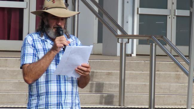 ‘Hans the Poet’ performing before the citizenship ceremony.