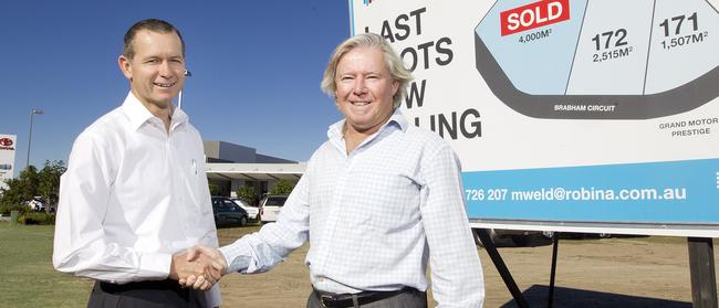 Former Colliers International agent Darrell Irwin pictured with Hinterland owner Tony Stark.