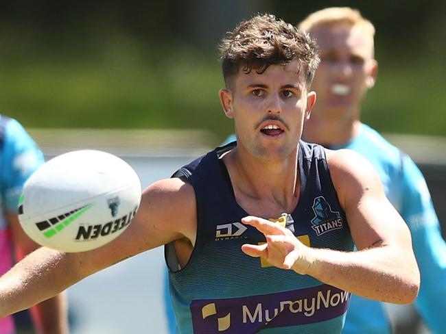 Titans rookie cool about jumping into halfback hot seat